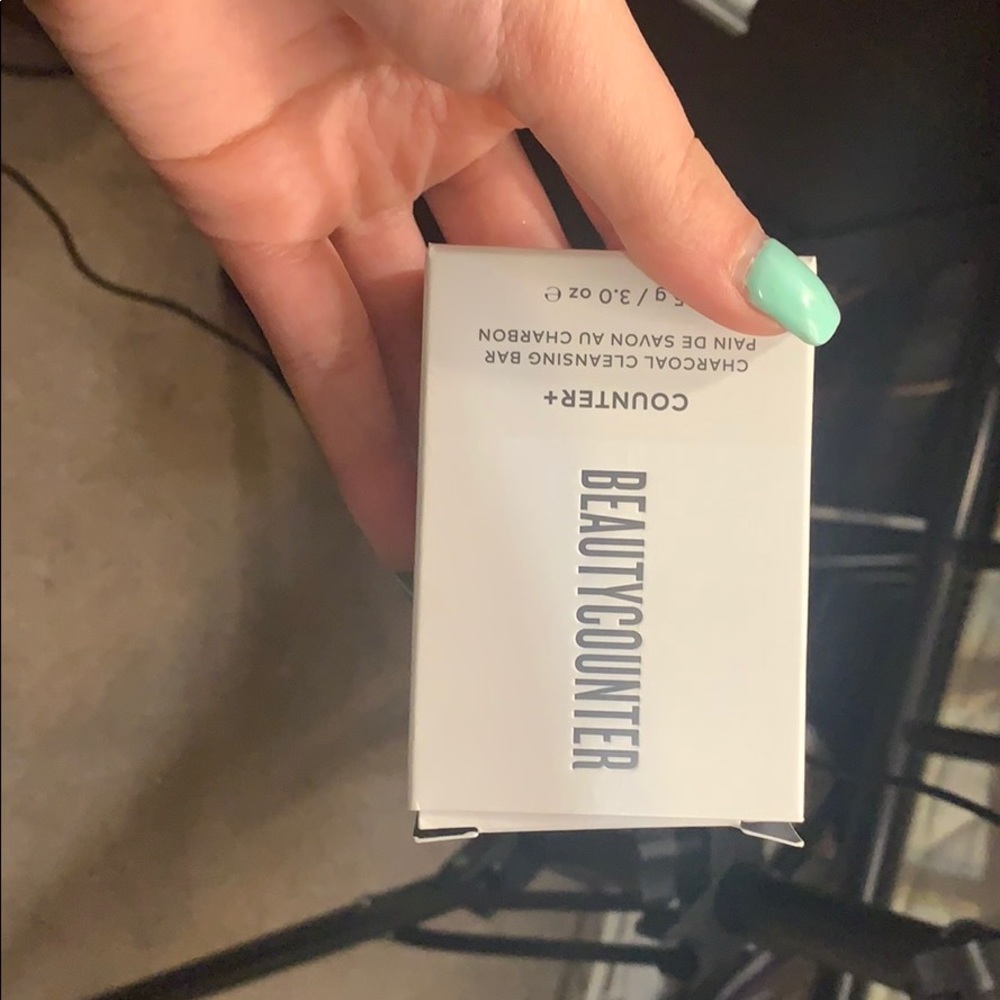 Charcoal cleansing bar
